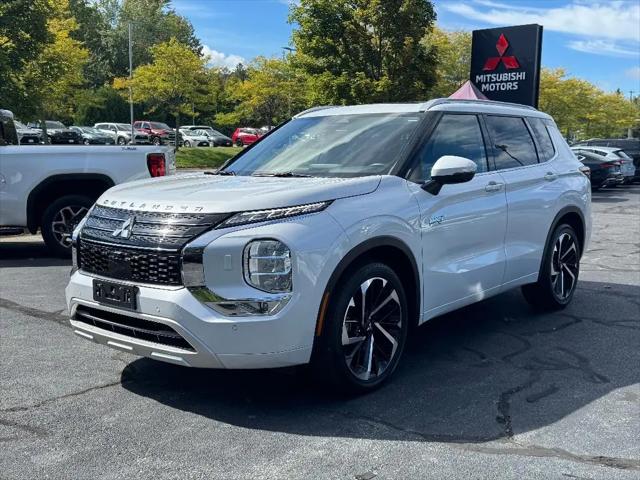 2024 Mitsubishi Outlander PHEV SEL S-AWC for sale in Auburn, MA