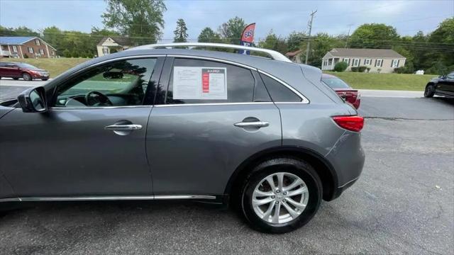 2017 INFINITI QX70 Base for sale in Farmville, VA