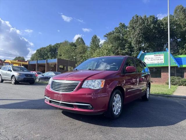 2016 Chrysler Town & Country Touring for sale in Martinsville, VA