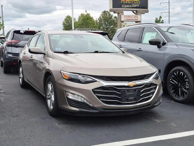2023 Chevrolet Malibu FWD 1LT for sale in Madison, WI
