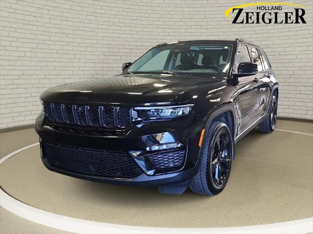 2022 Jeep Grand Cherokee Limited 4x4 for sale in Holland, MI