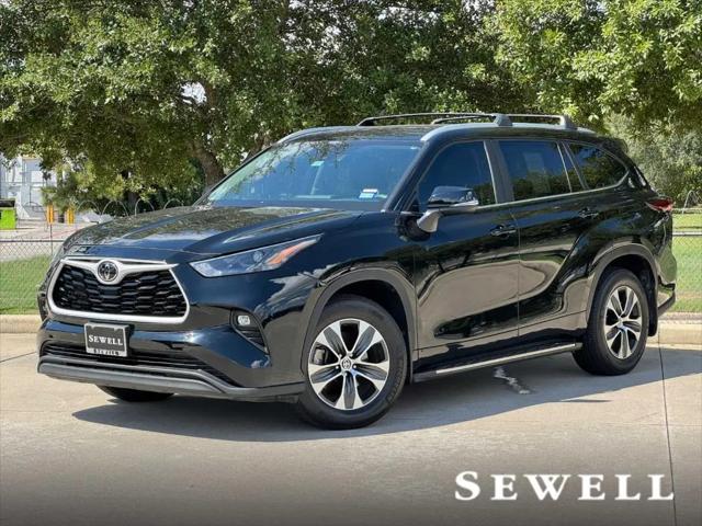 2024 Toyota Highlander XLE for sale in Houston, TX
