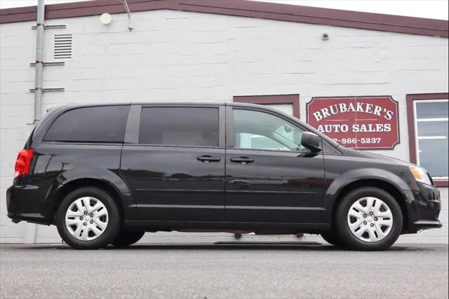 2017 Dodge Grand Caravan SE for sale in Myerstown, PA