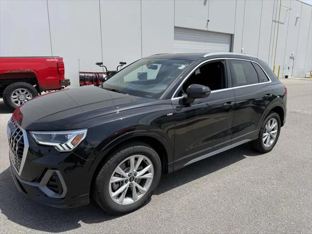 2025 Audi Q3 Premium 45 TFSI S line quattro Tiptronic for sale in Clive, IA