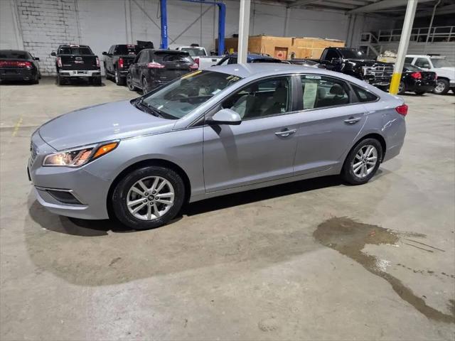 2016 Hyundai Sonata 2.4L SE for sale in Storm Lake, IA