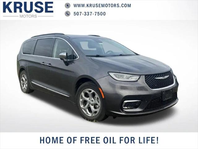 2023 Chrysler Pacifica Limited for sale in Marshall, MN