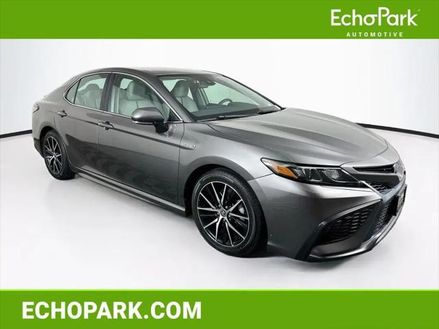 2021 Toyota Camry SE Hybrid for sale in Chesterfield, MO