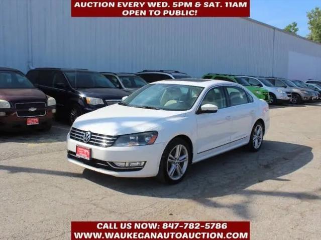2014 Volkswagen Passat TDI SEL Premium for sale in Waukegan, IL