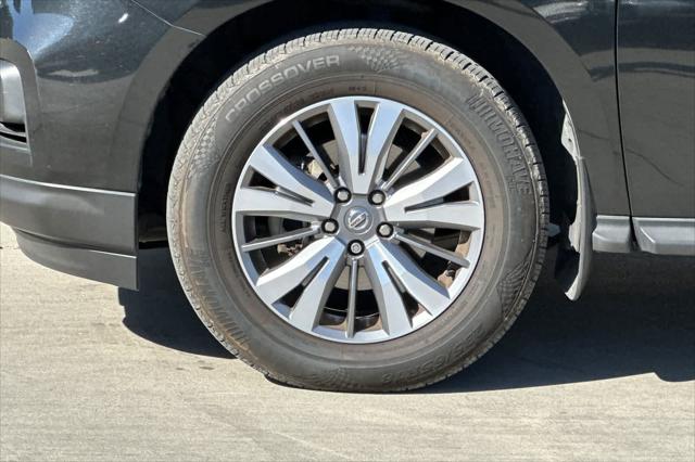 2020 Nissan Pathfinder S 4WD