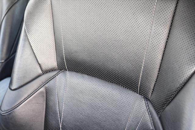 2019 Lexus ES 300h Luxury