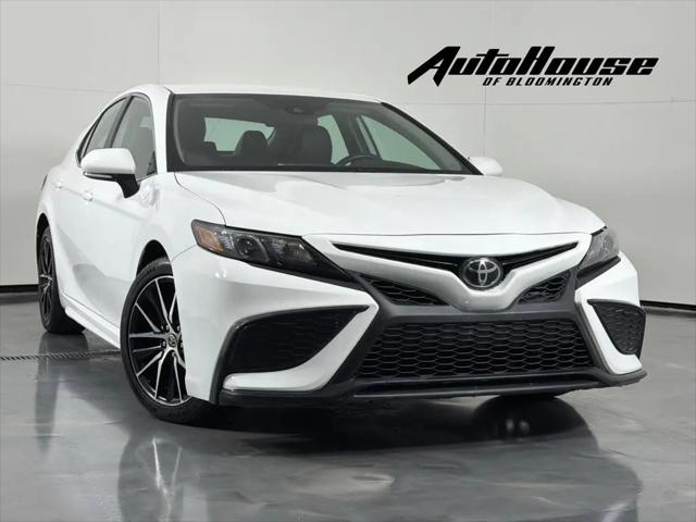 2023 Toyota Camry SE for sale in Bloomington, IL