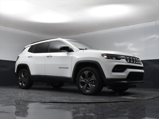 2022 Jeep Compass Latitude Lux 4x4