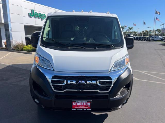 2025 Ram ProMaster 2500 Cargo Van Tradesman Low Roof 136 WB w/Pass Seat