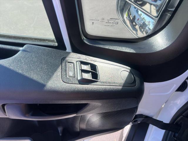 2025 Ram ProMaster 2500 Cargo Van Tradesman Low Roof 136 WB w/Pass Seat
