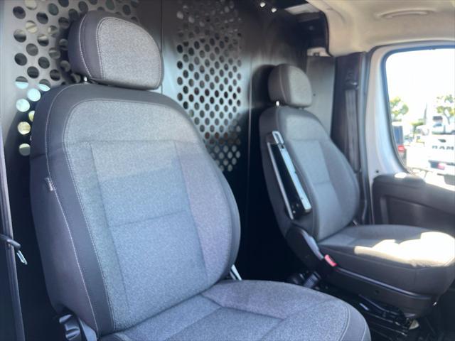 2025 Ram ProMaster 2500 Cargo Van Tradesman Low Roof 136 WB w/Pass Seat