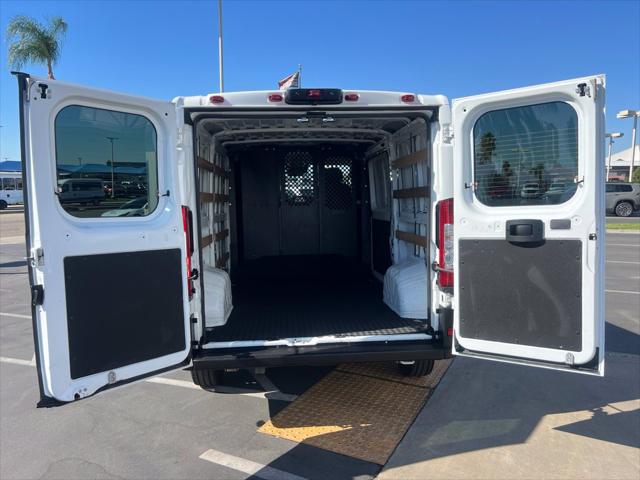 2025 Ram ProMaster 2500 Cargo Van Tradesman Low Roof 136 WB w/Pass Seat
