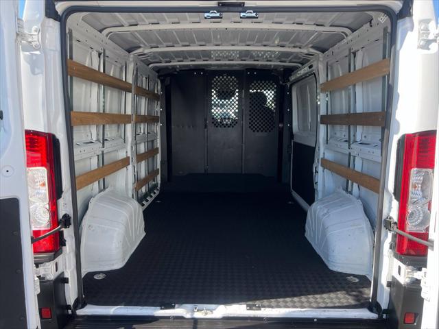 2025 Ram ProMaster 2500 Cargo Van Tradesman Low Roof 136 WB w/Pass Seat