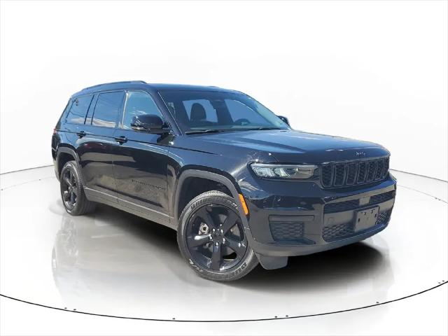 2023 Jeep Grand Cherokee L Altitude 4x4 for sale in Chicago, IL
