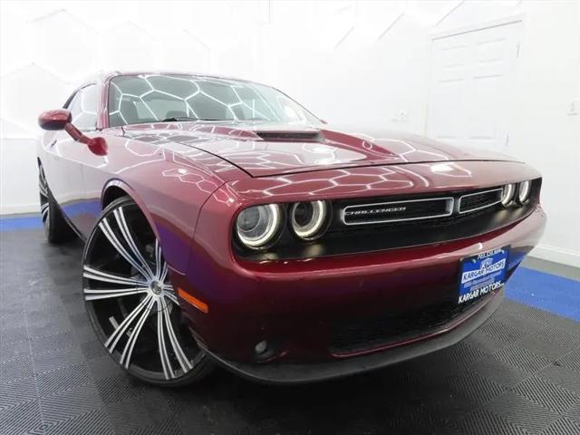 2018 Dodge Challenger SXT Plus
