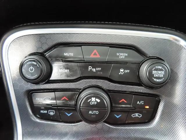 2018 Dodge Challenger SXT Plus