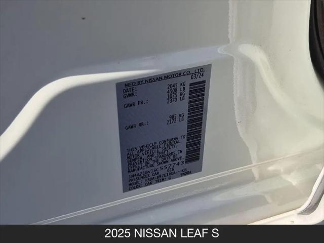 2025 Nissan LEAF S