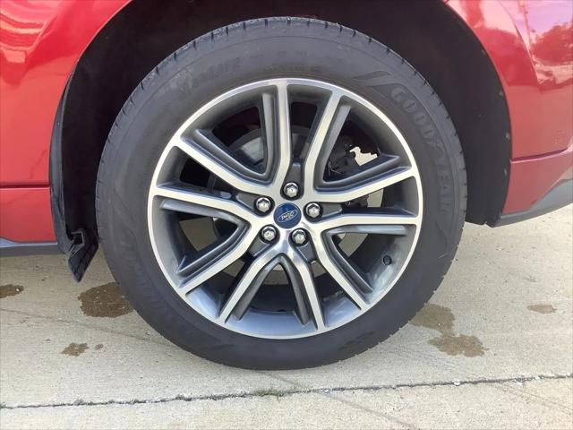 2019 Ford Edge Titanium