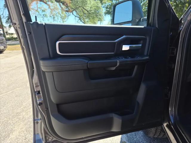 2025 Ram 2500 Big Horn Crew Cab 4x2 64 Box