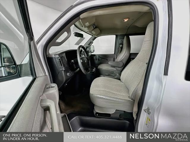 2016 Chevrolet Express LT