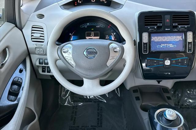 2011 Nissan LEAF SL