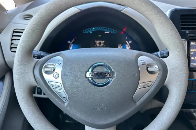 2011 Nissan LEAF SL