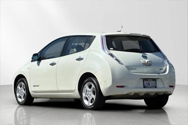 2011 Nissan LEAF SL