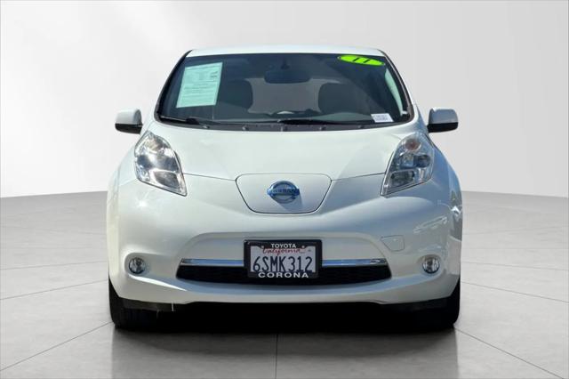 2011 Nissan LEAF SL