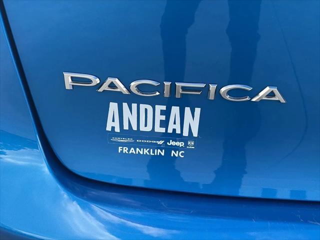 2026 Chrysler Pacifica Pinnacle AWD