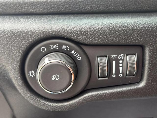 2026 Chrysler Pacifica Pinnacle AWD