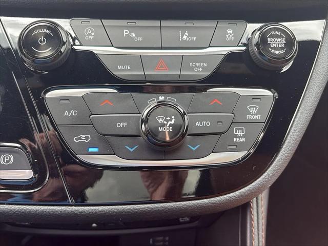 2026 Chrysler Pacifica Pinnacle AWD