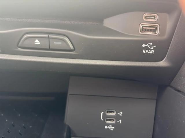 2026 Chrysler Pacifica Pinnacle AWD