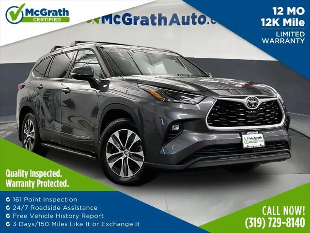 2022 Toyota Highlander XLE for sale in Dubuque, IA