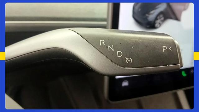 2021 Tesla Model Y Standard Range Rear-Wheel Drive