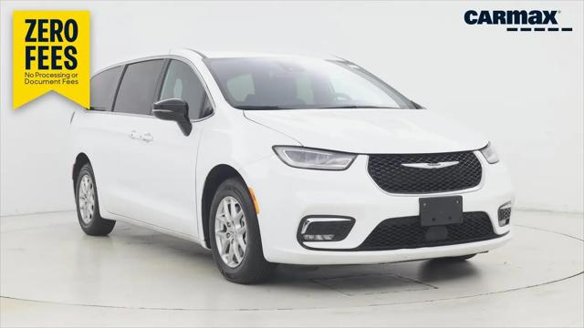 2025 Chrysler Pacifica Select for sale in Houston, TX