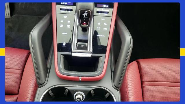 2023 Porsche Cayenne Platinum Edition