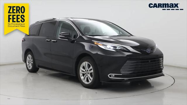 2023 Toyota Sienna Platinum for sale in Louisville, KY
