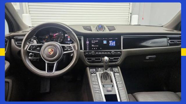 2020 Porsche Macan Macan