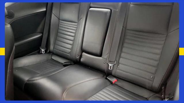 2016 Dodge Challenger R/T Plus Shaker