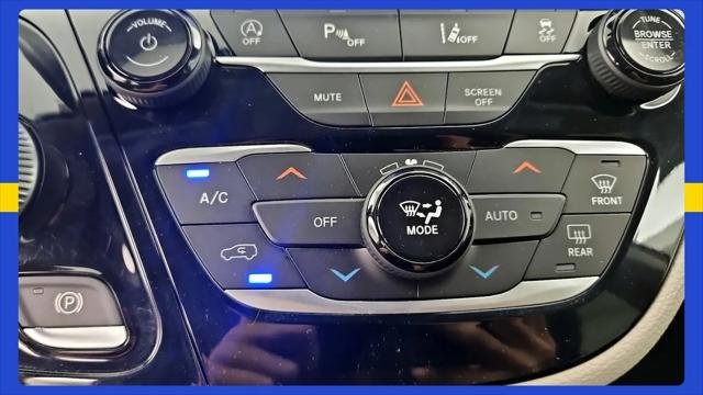 2021 Chrysler Pacifica Touring L