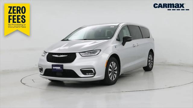 2024 Chrysler Pacifica Hybrid Select