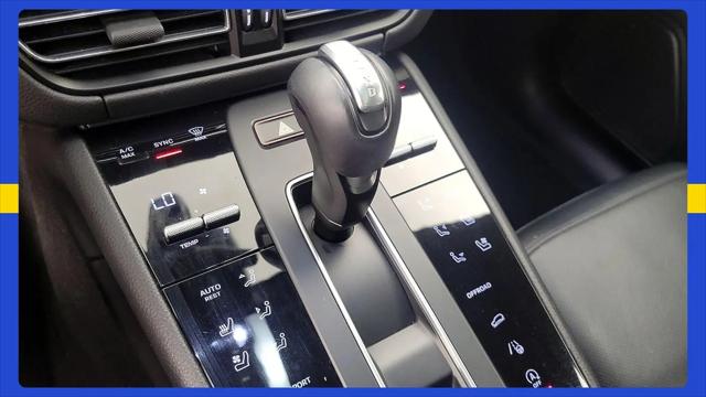 2023 Porsche Macan T