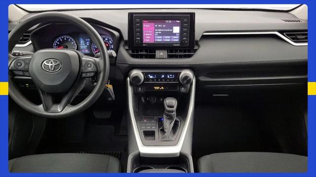 2020 Toyota RAV4 LE