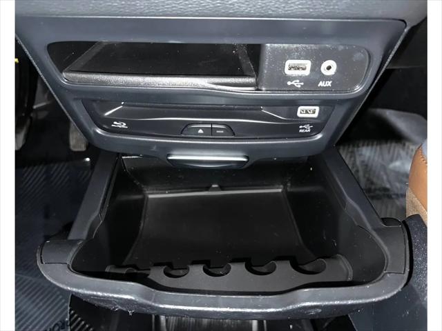 2020 Chrysler Pacifica Hybrid Limited