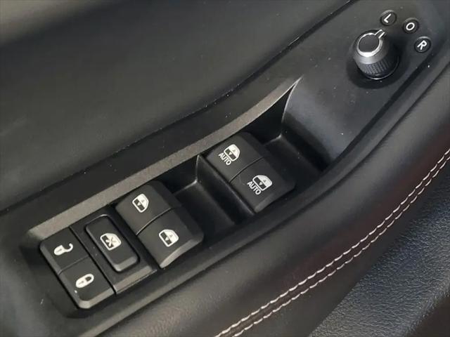 2023 Jeep Grand Cherokee Limited 4x2