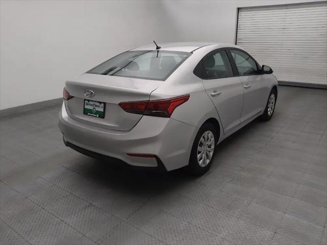2021 Hyundai Complementos decorativos SE
